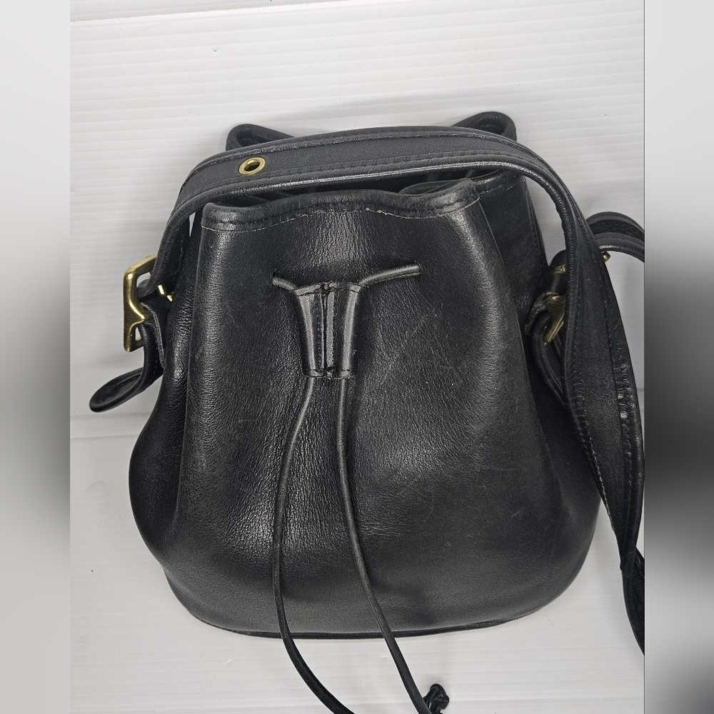 Coach Vintage 9952 Lula "Smith's Legacy" Black Leather Drawstring Bucket Bag - Picture 2 of 16